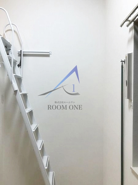プログレッソ中野の居間・リビング|洋室のお部屋です。