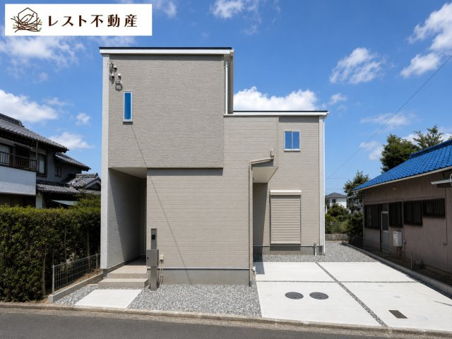 豊橋市三ノ輪町字本興寺の新築一戸建