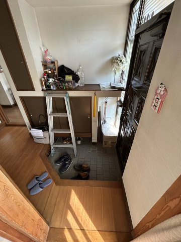 中古一戸建て　高崎市石原町の玄関