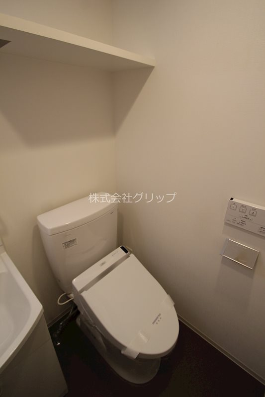 川崎市川崎区南町の賃貸マンションのトイレ