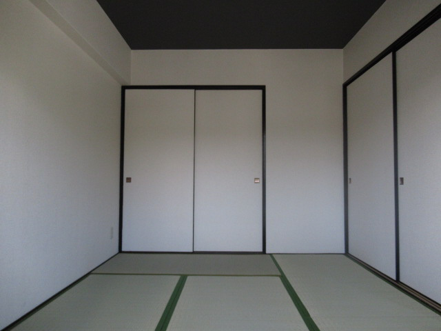 グリーンパレス塩屋の寝室