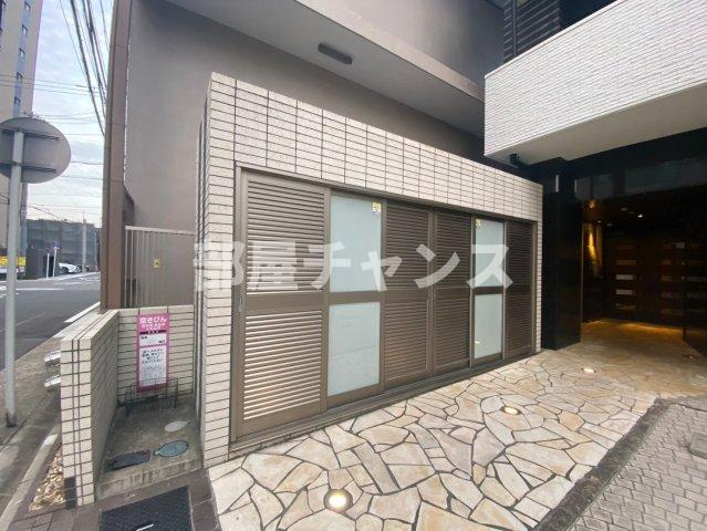 RIVO浅間町のエントランス