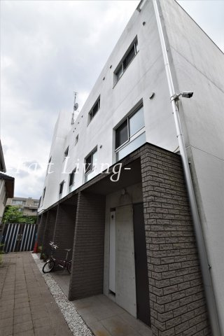 バーン　神楽坂のエントランス