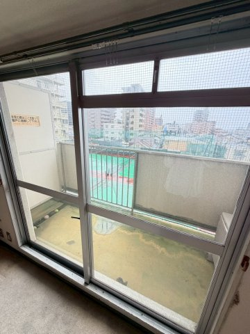 ロータリー本町のバルコニー