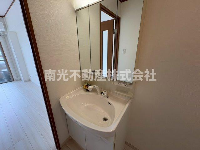グランディ小阪　(近大　一人暮らし)の洗面所