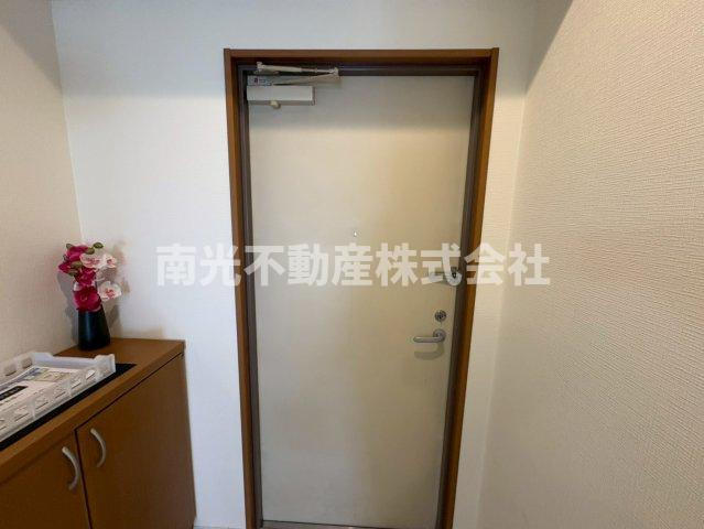 グランディ小阪　(近大　一人暮らし)の玄関