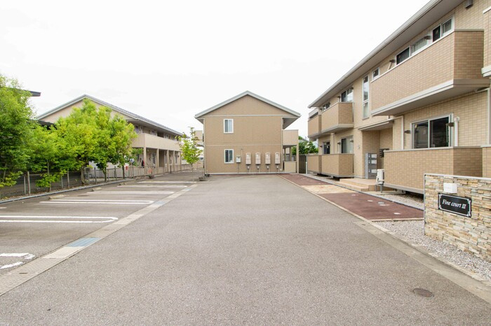 ファインコートⅢ　A棟の駐車場