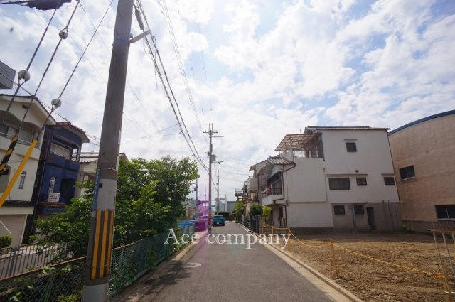 【前面道路含む現地写真】 | 東大阪市東鴻池町5丁目　【2号棟/全2棟】 | 南向き☆【前面道路幅員：約4.7ｍ☆】