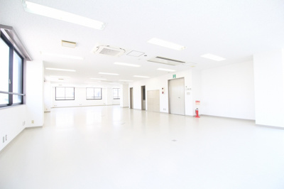 【ロビー】 | 横田スクウエアービル