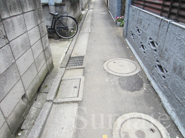バーミープレイス王子Ⅱのその他|前面道路です☆