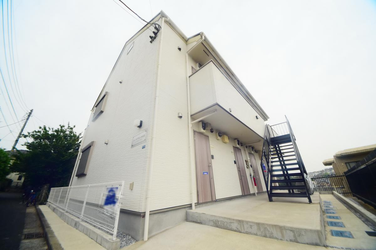 カーサブランカ杉田の外観