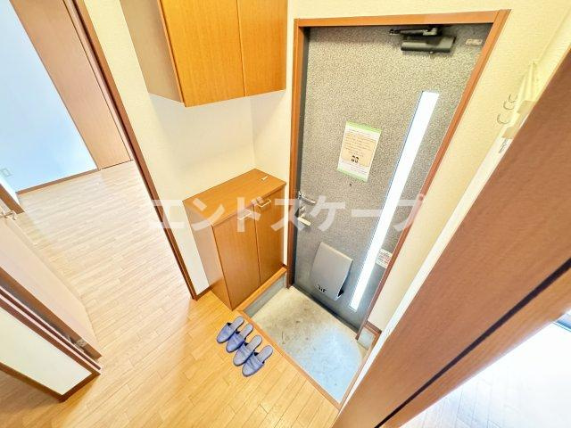 グローリア元町の玄関|高崎、前橋、伊勢崎エリアのお部屋探しはエンドスケープまで！お客様の理想お聞かせ下さい♪