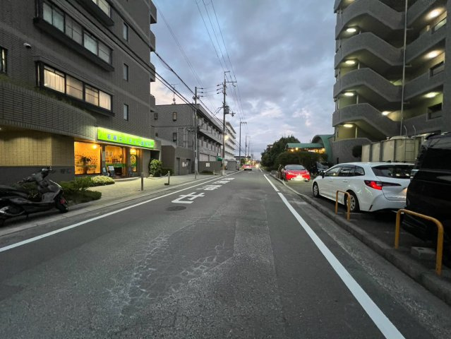 アクトパレスの周辺