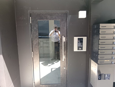 【エントランス】