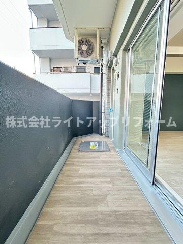 スワンズシティ神戸湊川Ⅱのバルコニー