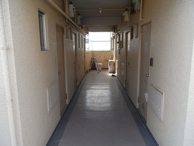 甲南ヤングマンションのロビー