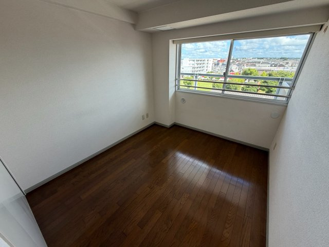 【寝室】