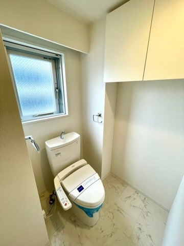 新品家具付きマンション荒木町17(KaGood東京)のトイレ