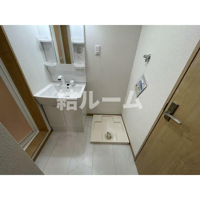 足立区保塚町のアパートの独立洗面台