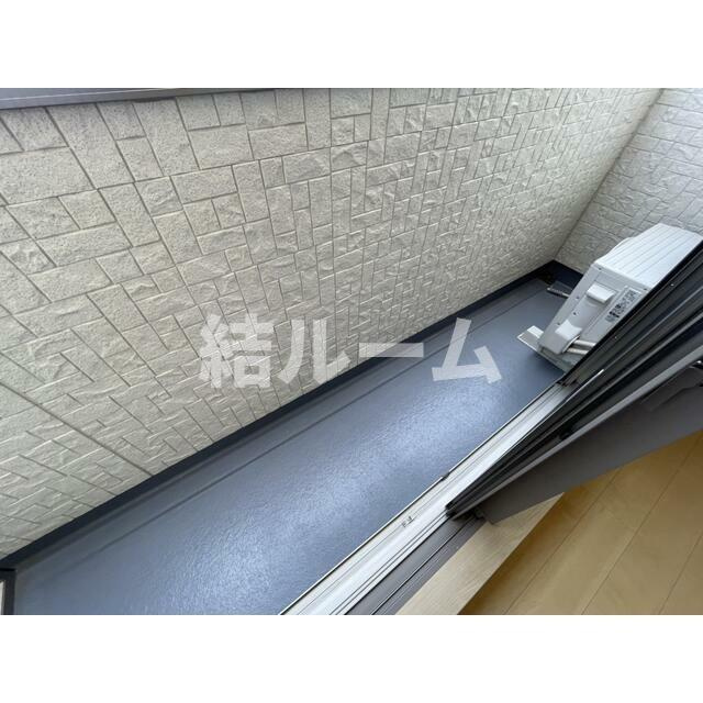 足立区保塚町のアパートのバルコニー