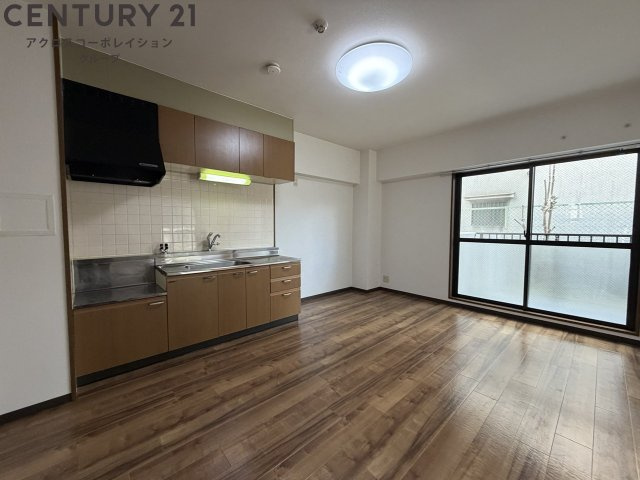角部屋住戸で過ごしやすく、おすすめです。