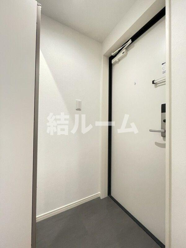 足立区南花畑２丁目のアパートの玄関