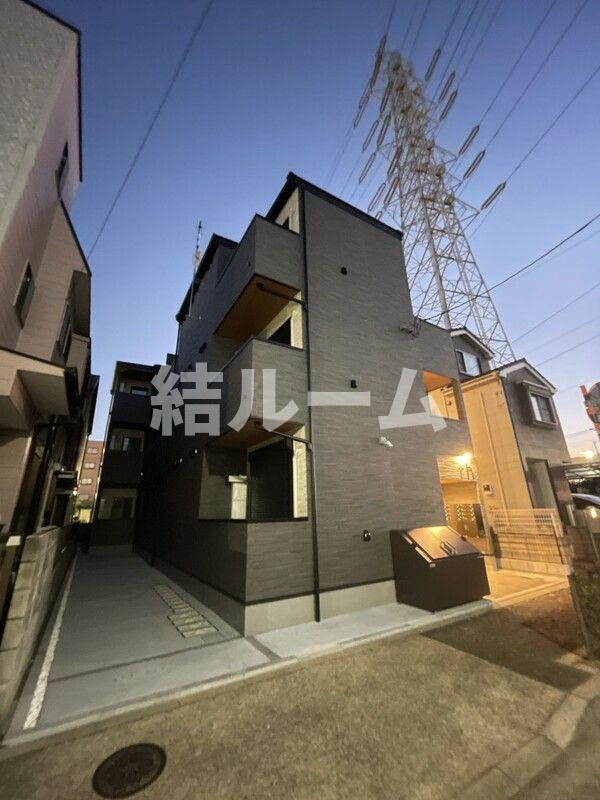 足立区南花畑２丁目のアパート
