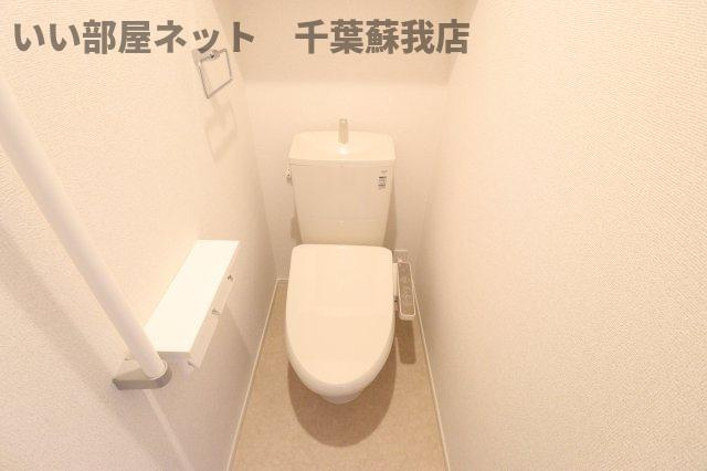 カーサフロイデのトイレ|ゆったりとした空間のトイレです