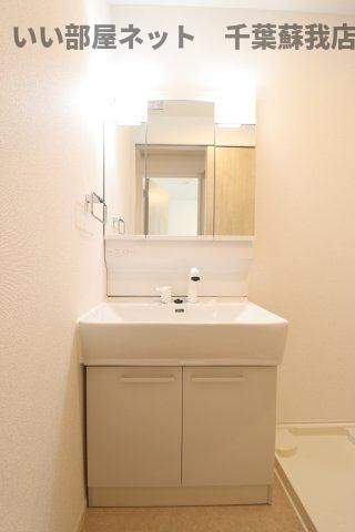 カーサフロイデの洗面所|忙しい朝には欠かせない洗面所です