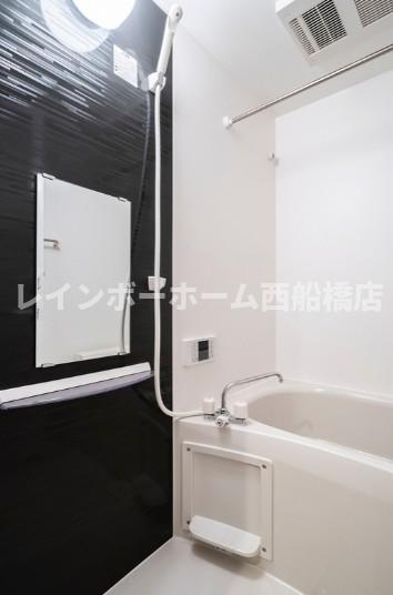 ラントヴィル幕張町の浴室