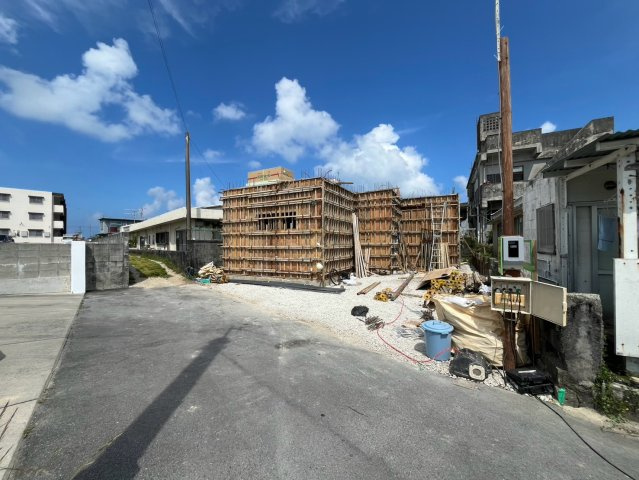 うるま市与那城屋慶名 新築RC住宅（限定1棟）の外観|7月27日工事進捗
