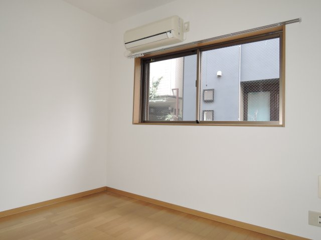 【寝室】
