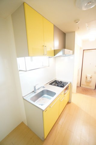 【キッチン】 | モナリエ稲荷町 | ※同物件・反転タイプの写真です。