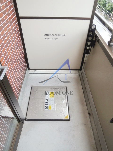 Ｒｏｏｓｔのバルコニー|バルコニーです。