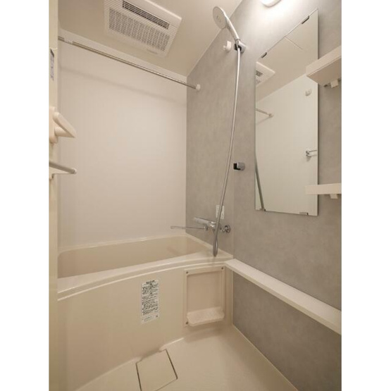 【浴室】 | PREMIUM CUBE 中野新橋 DEUX | 浴室乾燥機付きバス。