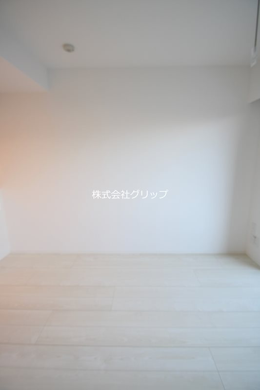 横浜市神奈川区西寺尾３丁目の賃貸マンションの洋室