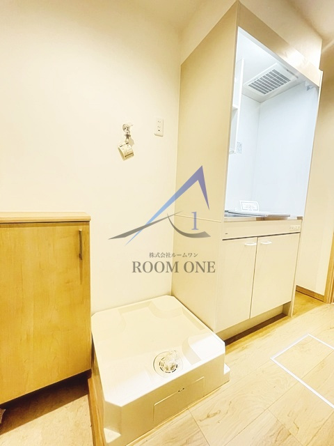 ヒューゲルハイム岸谷の設備|洗濯機置き場です。