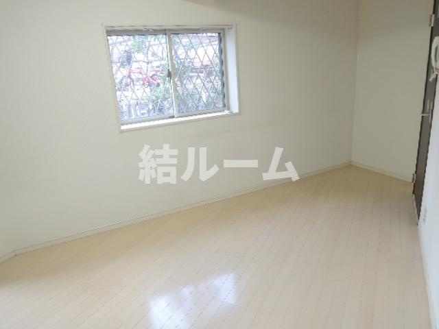 北区滝野川３丁目の賃貸マンションの居間・リビング