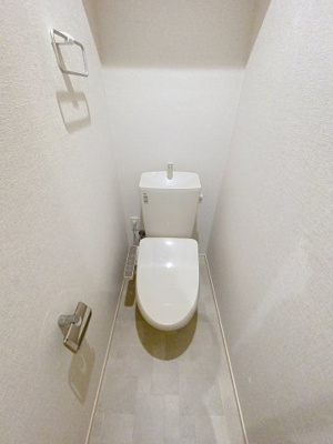 【トイレ】 | Skip-Step | ※同建物ほかのお部屋の写真です。