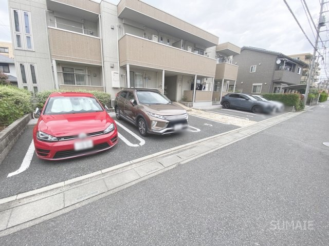 Ｌｉｌｙ　Ｂｅｌｌｅの駐車場|外観です☆