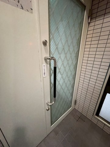 アーバン内田ビルの玄関