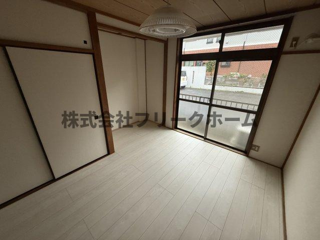 三鷹市上連雀９丁目の賃貸マンションの寝室