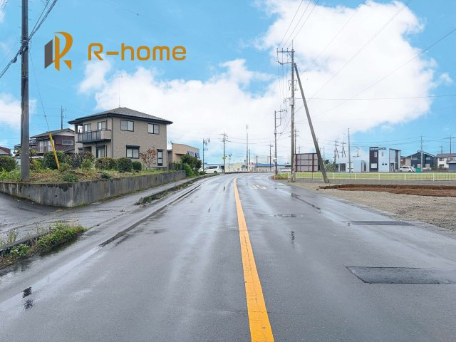下妻市下妻丙　新築戸建て　4号棟の前面道路含む現地写真|周辺環境も併せて案内致します♪
ぜひ現地へお越しください♪