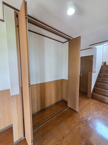 太田市牛沢町　中古住宅の収納