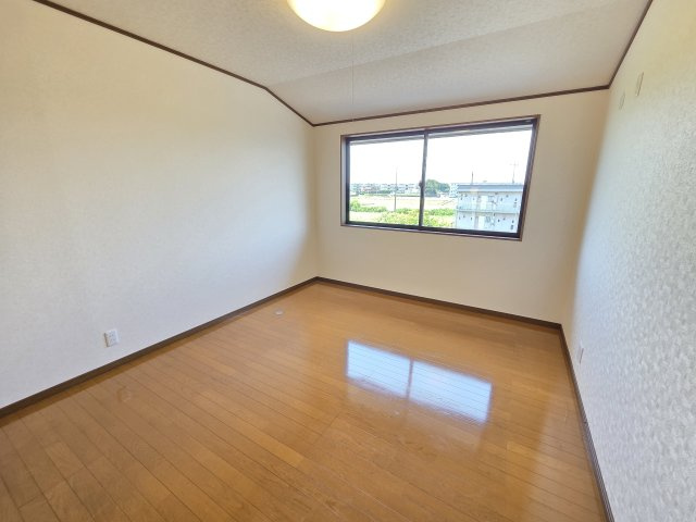 太田市牛沢町　中古住宅の内装