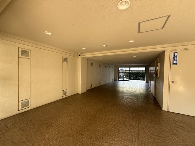 パークシティ鳥見A棟のロビー