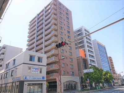 【外観】 | バンベール堺フェニックス通り | 南海本線「堺」駅まで徒歩6分！オートロック／宅配ボックス／ペット飼育可(細則有)。内覧をご希望の際はお気軽にお電話ください！