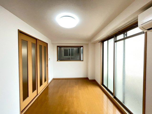 グランドサーパス