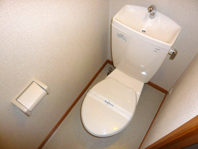 レオパレスロッソピアンコⅡのトイレ