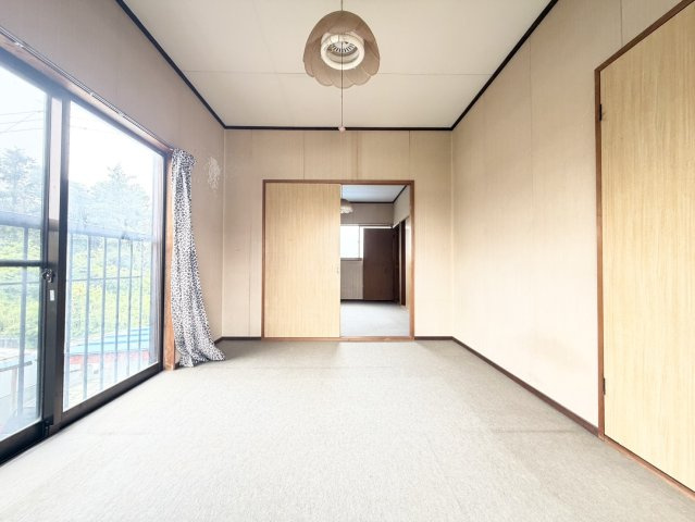 鉾田市二重作中古戸建、土地付きの洋室